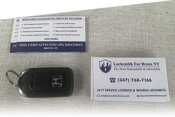 Visit card and keys for locksmith bronx